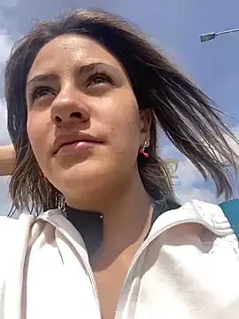 Andrea_19blonde — Private on StripChat