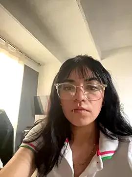 Freechat angie_rousse_ on StripChat