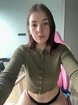 AnnaTrueno on StripChat 