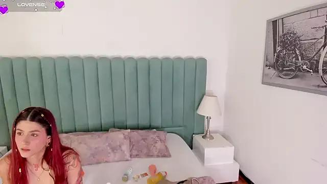 AnnyCherry_ on StripChat 