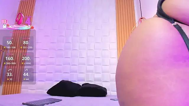 AriaBelle on StripChat 