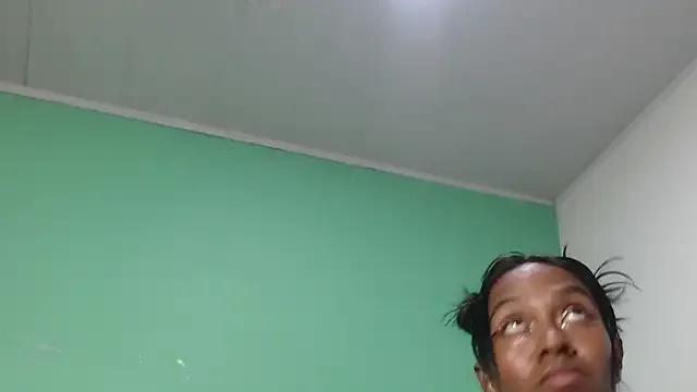 Freechat avaleri_cherry on StripChat