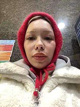 StripChat babydolll is Freechat babydolll — Massage boobs in street