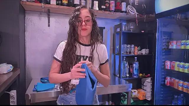 Freechat barfantasy on StripChat