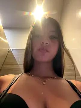 Private belaa_1 on StripChat