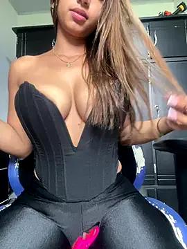 belaa_1 — Make me all naked in car public