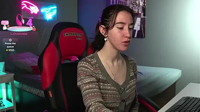 Belle_Via on StripChat 