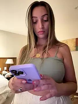 BelleLouiseVp on StripChat