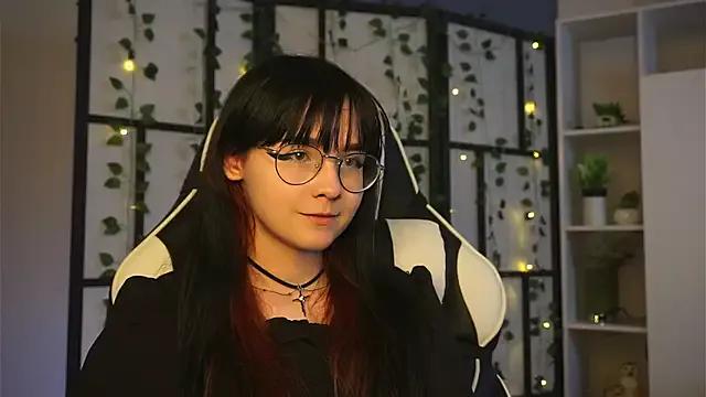 BereniceBattersby on StripChat 