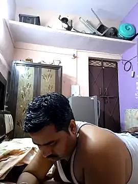 bobbyronak on StripChat 