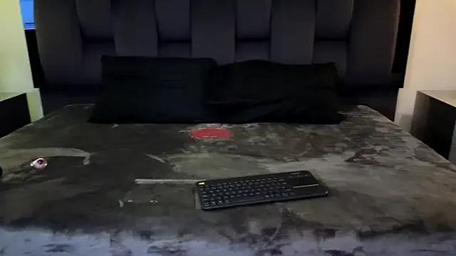 Freechat Calipso_Parisi on StripChat