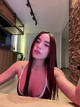 carolynnetrujillo on StripChat