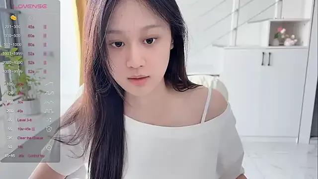 Cassie-20 on StripChat 