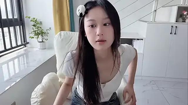 Cassie-20 on StripChat 