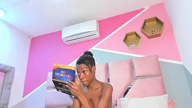 Cattaleyyaxxx — Spit on tits