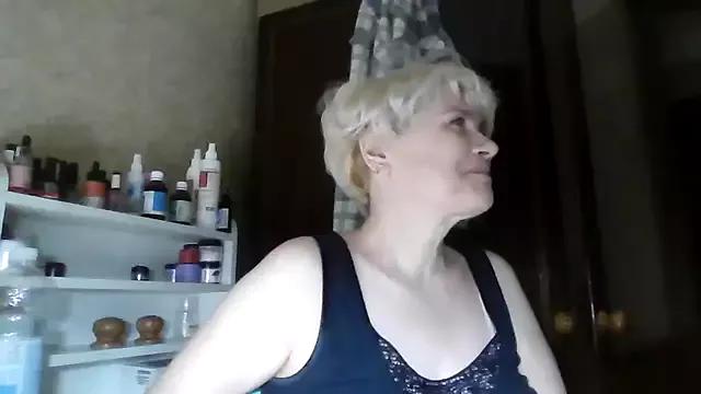 Catty_Lady on StripChat 