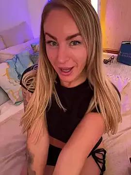 Freechat ChristinaSiemone on StripChat
