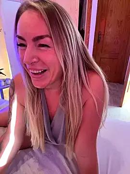 Freechat ChristinaSiemone on StripChat