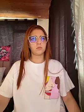 Freechat CoraVibes on StripChat