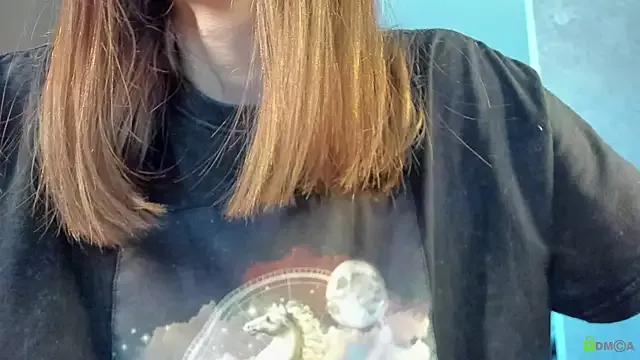 Freechat Courtney_Luv on StripChat