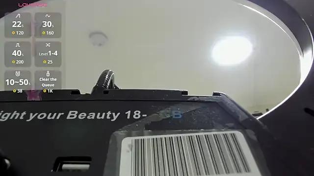 Cristal_Cutte —  PLEASE cream in my big boobs