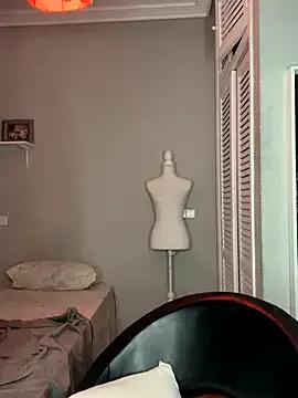 Freechat Crystal_________ on StripChat