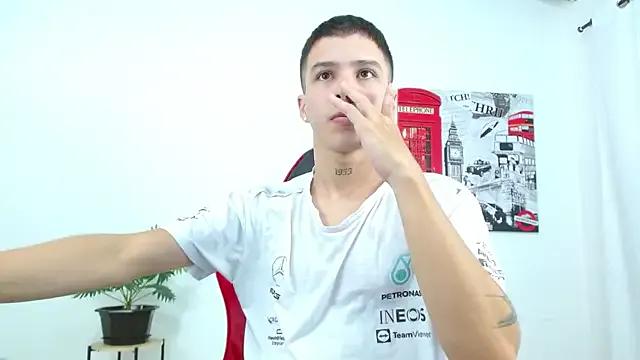 Freechat Cumandres18 on StripChat