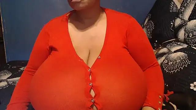 Freechat CUTEFIRMMELONSS on StripChat