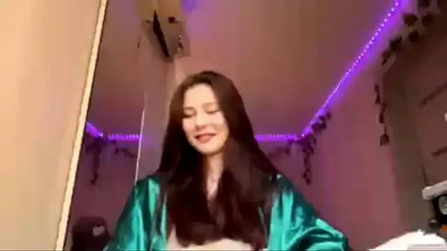 CutieSlim — stick your tongue out and spin around)