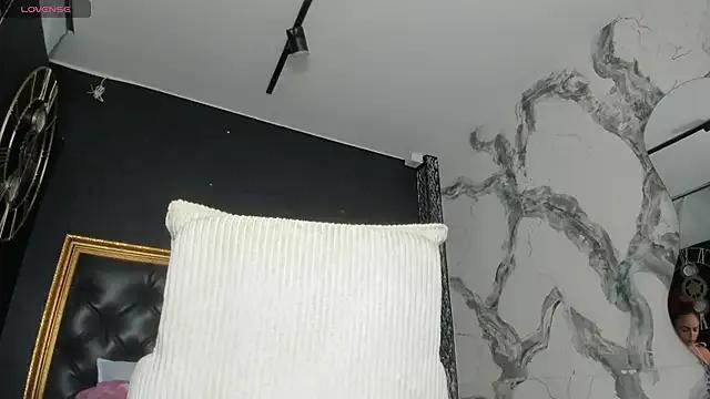 DalayMoore on StripChat 