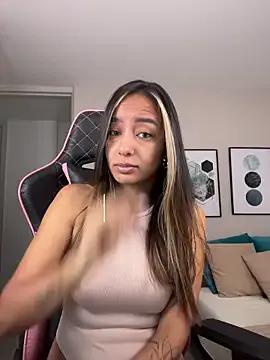 DianaHopson — Spread pussy 