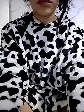 ElaRuil69 on StripChat