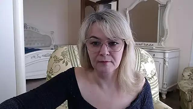 EleanoraDream on StripChat 