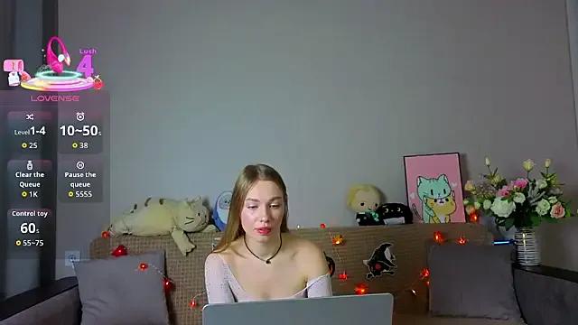 Private ElizaPurrr on StripChat