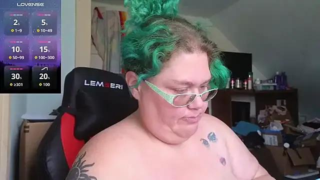 EmberCum on StripChat 