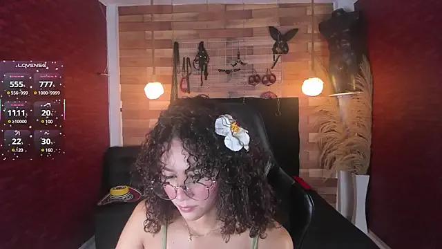 Freechat Emily_brown04 on StripChat