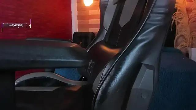 Freechat Emily_brown04 on StripChat