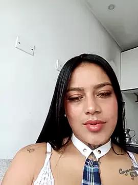 Freechat Emily_sharlot on StripChat