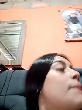 Freechat Emily_sharlot on StripChat