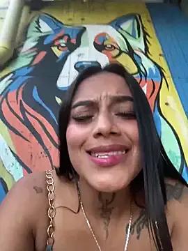 Freechat Emily_sharlot on StripChat