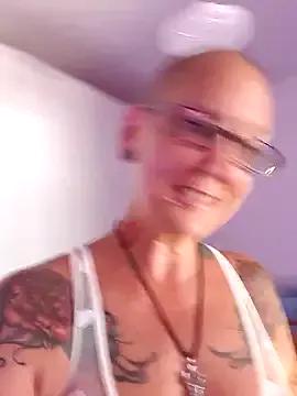 Freechat Emma_Milf25 on StripChat