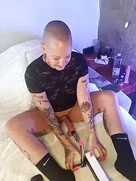 Freechat Emma_Milf25 on StripChat