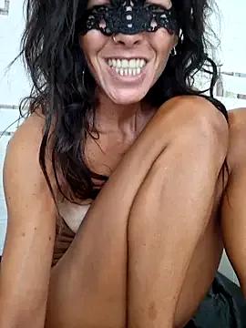 Freechat EmySkinny85 on StripChat