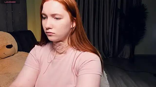 Freechat EthalCarlsqq on StripChat