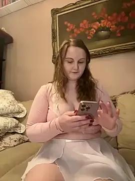 GingerSnap33 on StripChat 