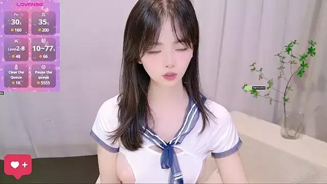 GouGou-111 on StripChat 