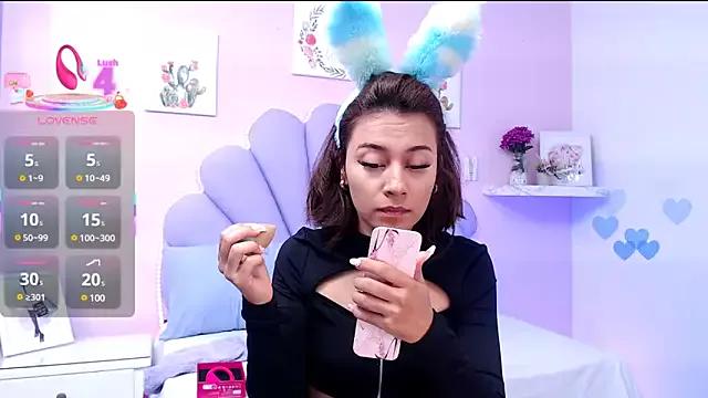 HannaPretthy on StripChat 