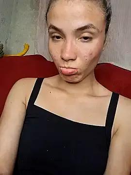 HelenHoltz on StripChat 