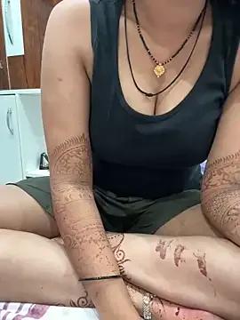 Group Hot_Mayra25 on StripChat