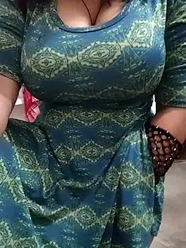 husa_Malikaa — boobs show